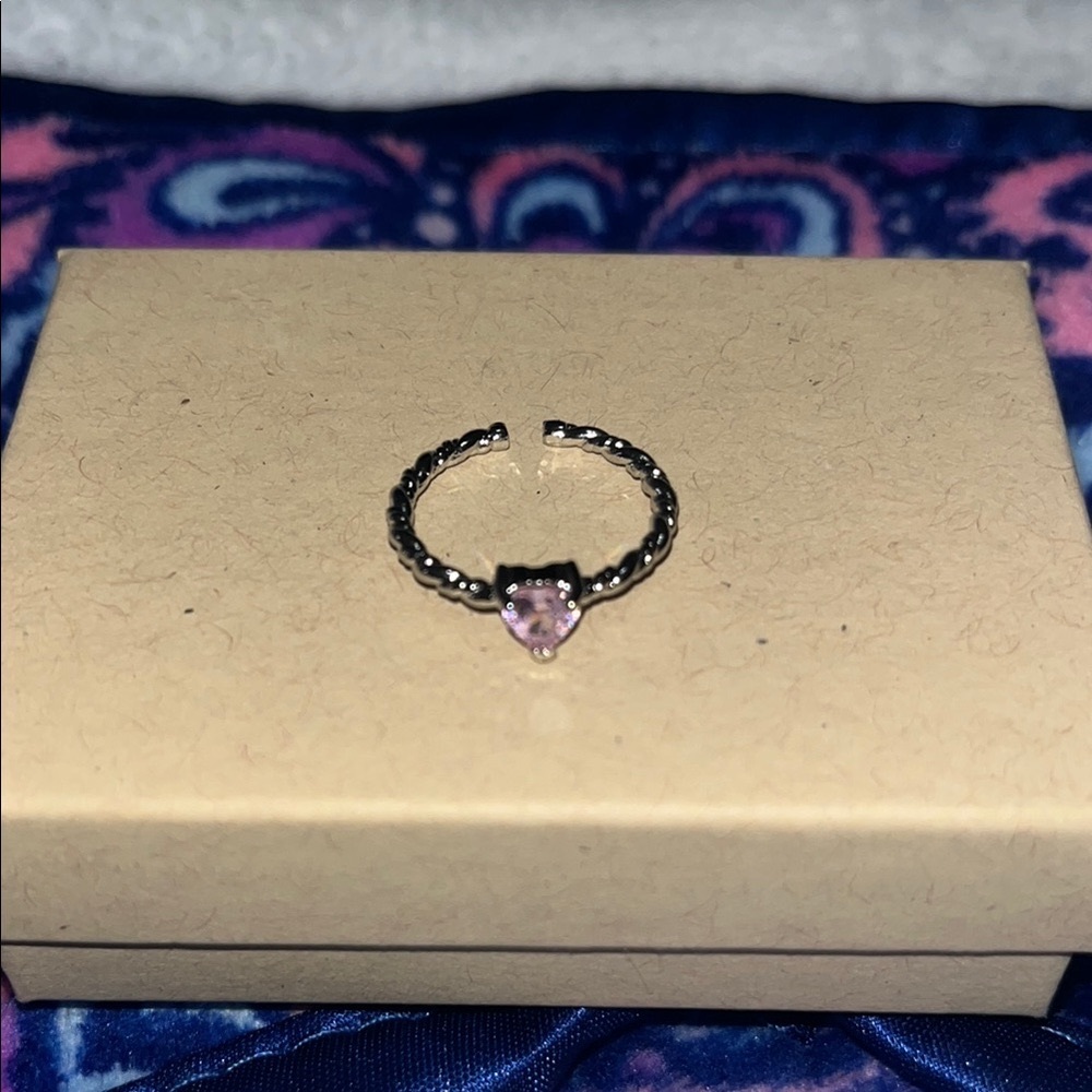 Twisted Band Ring with Pink Heart Stone